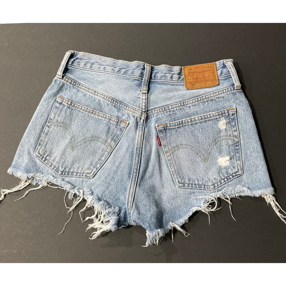 Levi's Premium 501 High-Rise Cut-Off Jean Shorts Sz 26 Blue Pre Loved